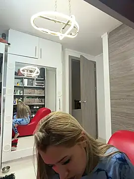 Snapshot of RubiaMorena chatting on 9, 3, 2026 RubiaMorena online show from 9, 3, 2026