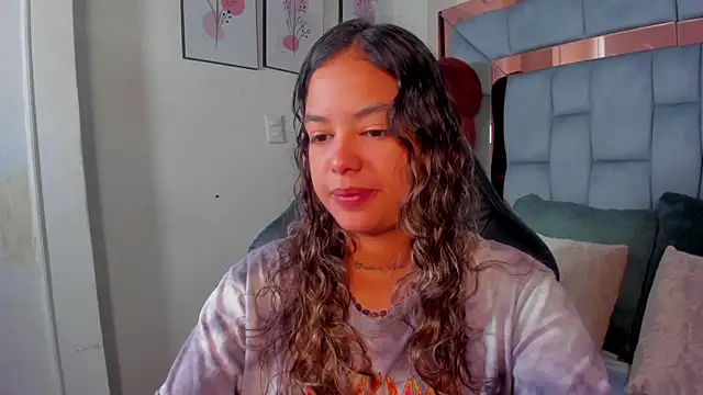 dulce lyraa1 online show from 2, 5, 2026