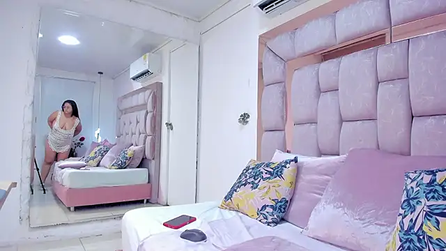 Snapshot of isabellablazee chatting on 14, 3, 2026 isabellablazee online show from 14, 3, 2026