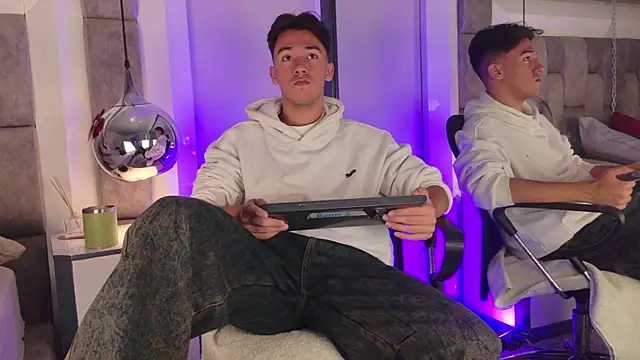 Austin Reedss online show from 5, 5, 2026