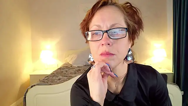 LioraWeiss online show from 12, 3, 2026