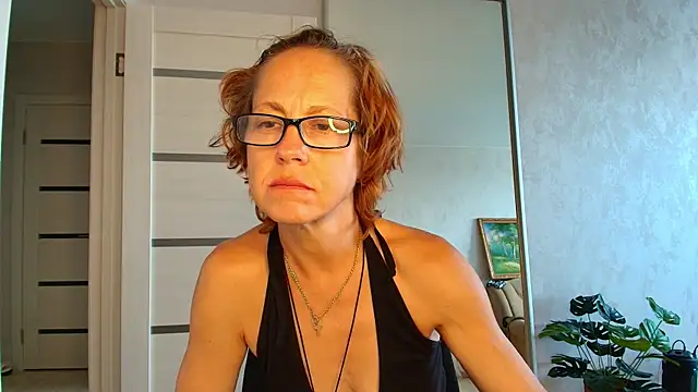 LioraWeiss online show from 8, 7, 2026