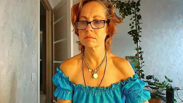 LioraWeiss online show from 24, 7, 2026