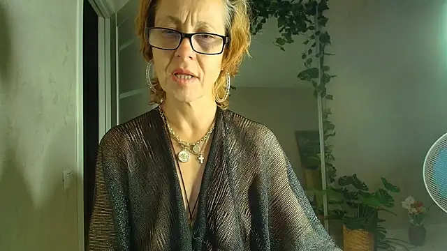 LioraWeiss online show from 29, 7, 2026