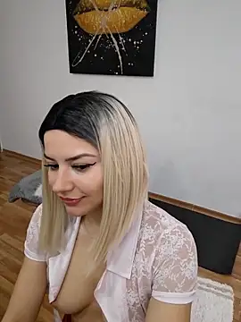 Snapshot of DaisyLuvsYou_ chatting on 18, 3, 2026 DaisyLuvsYou online show from 18, 3, 2026