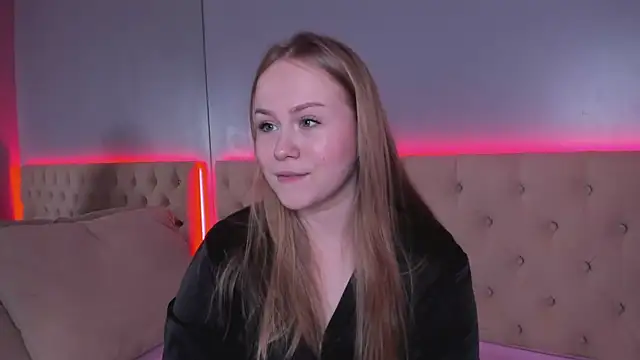 stacy moorex online show from 30, 4, 2026