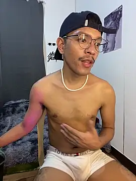 asian darlingcummersxXx online show from 5, 5, 2026