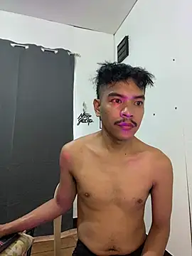 asian darlingcummersxXx online show from 4, 7, 2026