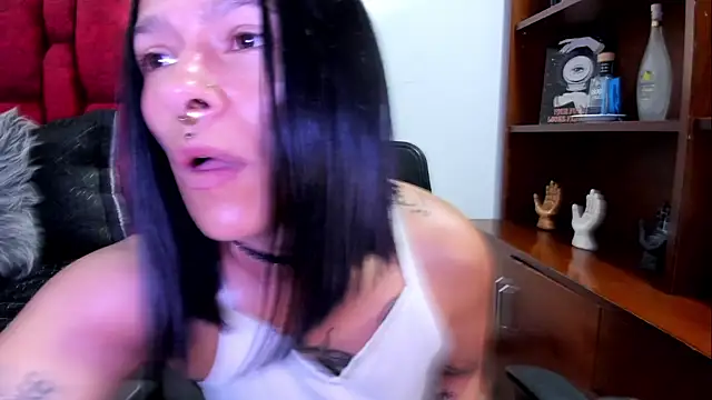 Amelie Blake online show from 28, 7, 2026