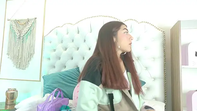 Sara funy online show from 15, 7, 2026