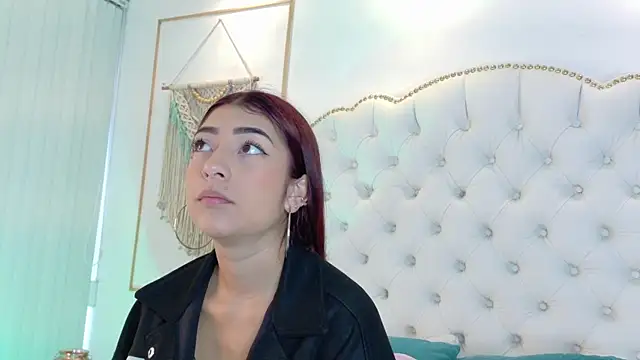 Sara funy online show from 3, 8, 2026