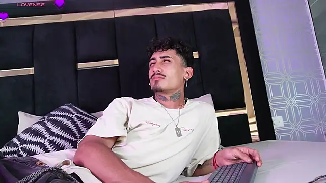 Snapshot of Dark_Eros_ chatting on 7, 3, 2026 Dark Eros online show from 7, 3, 2026