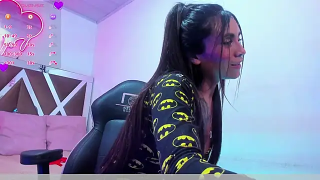 LINDSAY TAY online show from 2, 3, 2026