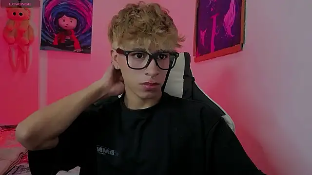 Ryan sweet online show from 24, 3, 2026