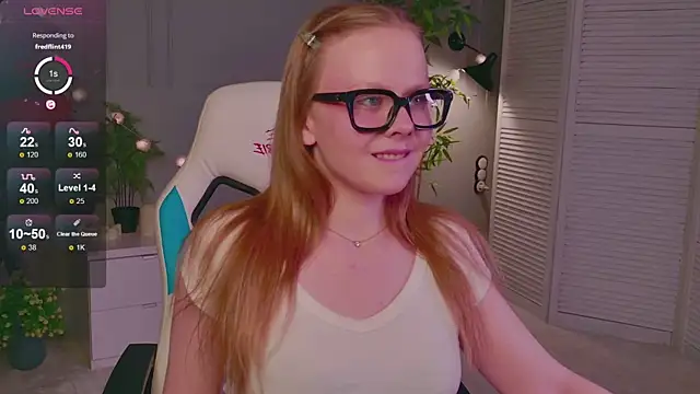Sophie Peach  online show from 24, 4, 2026