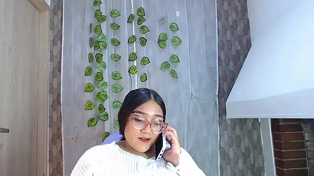 anyela donecm online show from 1, 5, 2026