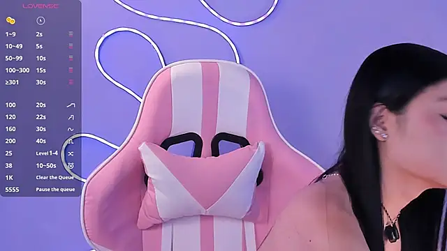 miacapone online show from 28, 2, 2026