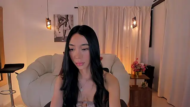 IsabellaLux  online show from 15, 4, 2026