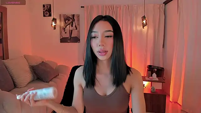 IsabellaLux  online show from 29, 7, 2026