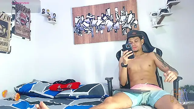 Snapshot of AdamsDvi chatting on 8, 3, 2026 AdamsDvi online show from 8, 3, 2026