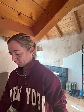 FitAnna online show from 5, 3, 2026