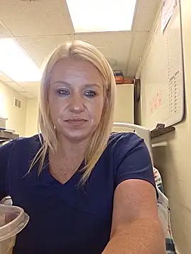 LadyB07 online show from 11, 6, 2026