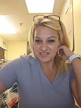 LadyB07 online show from 15, 7, 2026