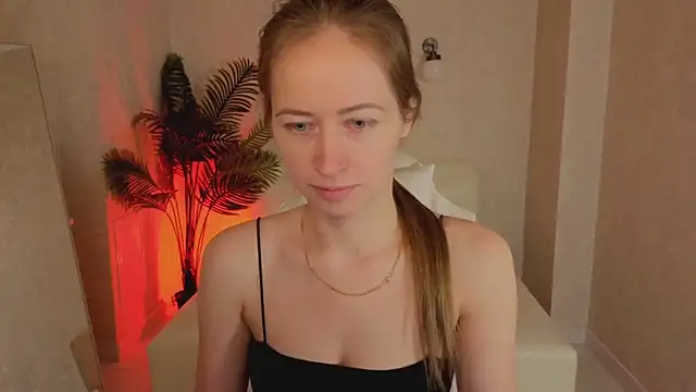 Snapshot of Bella_McKenzie chatting on 21, 3, 2026 Bella McKenzie online show from 21, 3, 2026