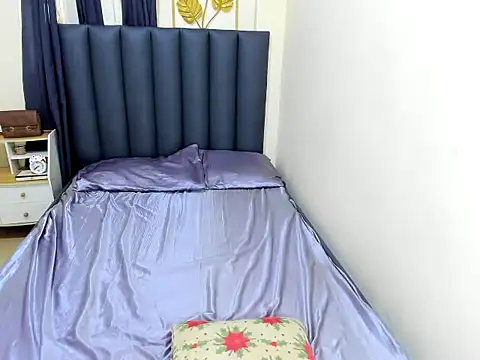 Maddison Lore online show from 8, 3, 2026