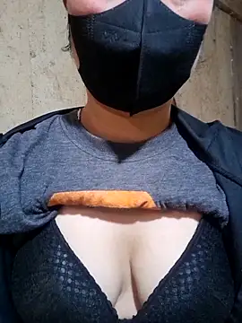 Snapshot of zanh99 chatting on 7, 3, 2026 zanh99 online show from 7, 3, 2026