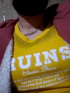 Snapshot of zanh99 chatting on 8, 3, 2026 zanh99 online show from 8, 3, 2026