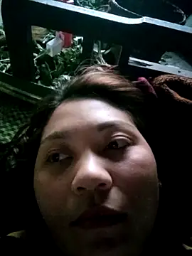 Snapshot of Linhna20 chatting on 5, 3, 2026 Linhna20 online show from 5, 3, 2026