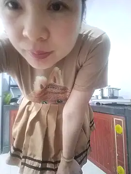 Snapshot of Ivy_Trix2 chatting on 9, 5, 2026 Ivy Trix2 online show from 9, 5, 2026