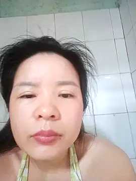 Snapshot of Ivy_Trix2 chatting on 13, 5, 2026 Ivy Trix2 online show from 13, 5, 2026