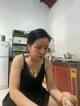 Snapshot of Ivy_Trix2 chatting on 14, 5, 2026 Ivy Trix2 online show from 14, 5, 2026