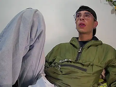 militoveruss2 online show from 5, 3, 2026