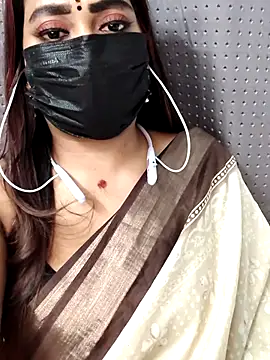 Cutie Nila online show from 20, 7, 2026