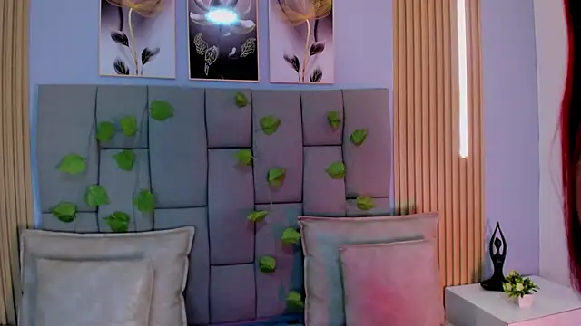 Snapshot of ValeriaRose_ chatting on 10, 3, 2026 ValeriaRose online show from 10, 3, 2026