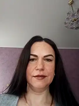 AmyLove471 online show from 6, 4, 2026