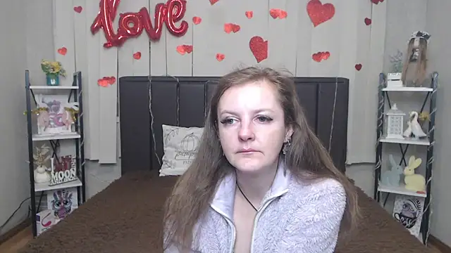 MeganPirs online show from 23, 4, 2026