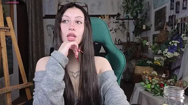 EffieMeowley online show from 24, 4, 2026