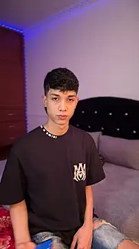 DiamondEssence online show from 5, 3, 2026