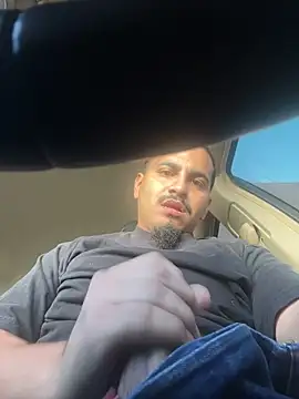 Snapshot of brownbonegangsta13 chatting on 14, 3, 2026 brownbonegangsta13 online show from 14, 3, 2026