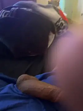 Snapshot of brownbonegangsta13 chatting on 19, 3, 2026 brownbonegangsta13 online show from 19, 3, 2026