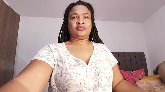 luxy benet online show from 29, 4, 2026
