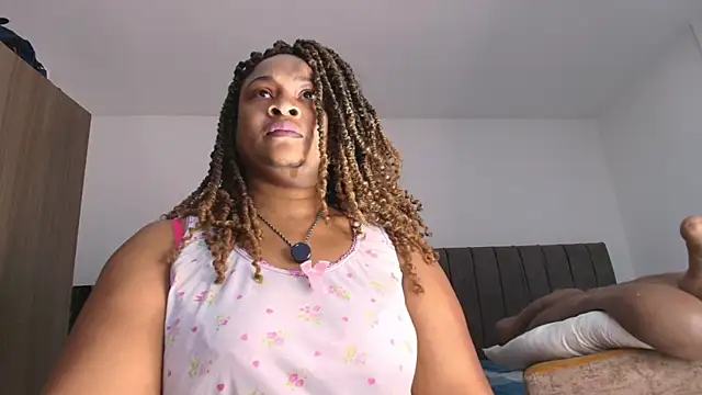 luxy benet online show from 5, 8, 2026