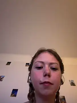 Julia-Stegner online show from 7, 3, 2026