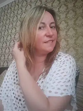 ChristinaYork online show from 19, 6, 2026