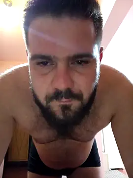 Snapshot of Enzo9911 chatting on 5, 3, 2026 Enzo9911 online show from 5, 3, 2026