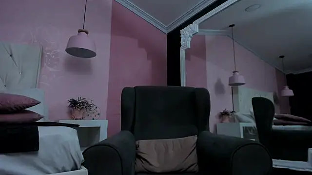 Snapshot of DanteLuxx chatting on 21, 3, 2026 DanteLuxx online show from 21, 3, 2026